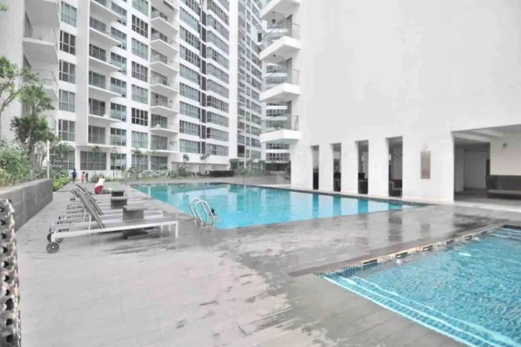 شقة Cozy Regalia Kl 吉隆玻 Lrt & Ktm @1 Parking & Wifi كوالالمبور