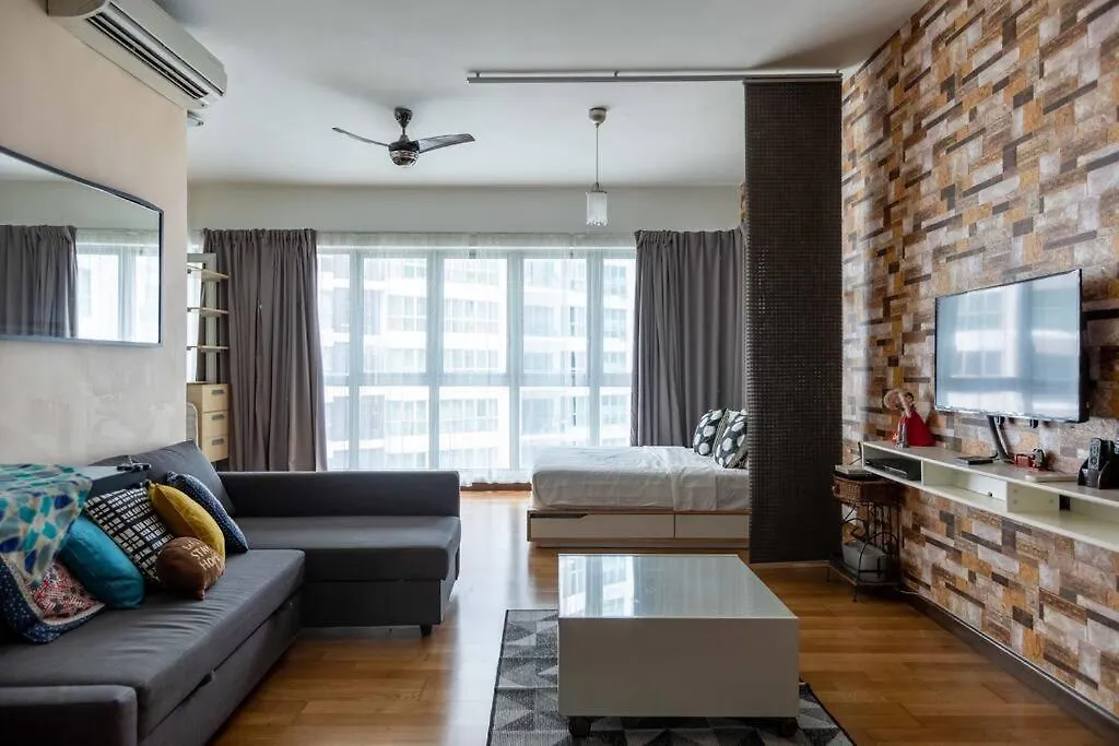 شقة Cozy Regalia Kl 吉隆玻 Lrt & Ktm @1 Parking & Wifi كوالالمبور